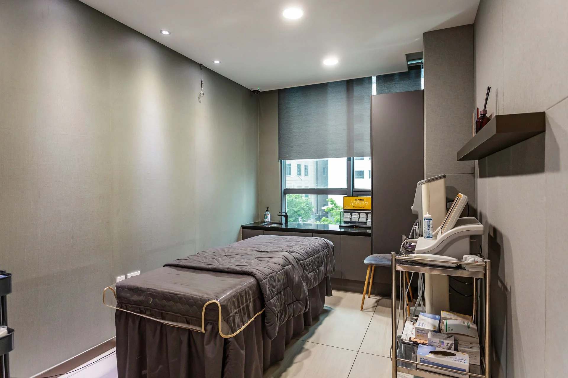 Private treatment room